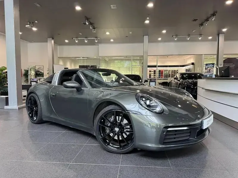 Usado Porsche 911 385 CV (283 kW) 2023 Verde Coupe