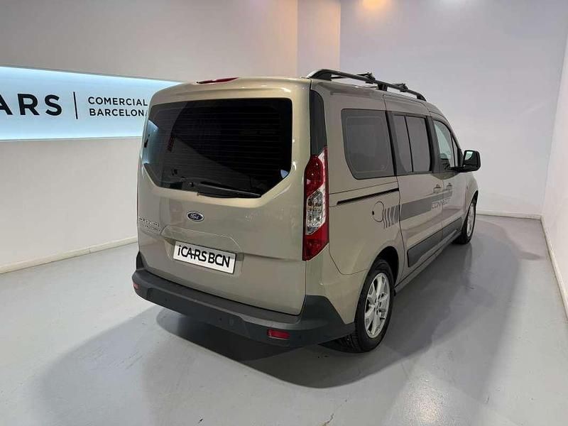 Usado Ford Tourneo Trend 120 CV (88 kW) 2017 Gris Monovolumen