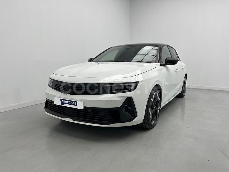 Blanco Nuevo 2025 Opel Astra Berlina | 28.890 € (Precio justo) - Imagen 1/4