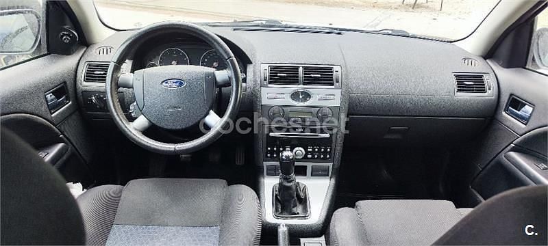 Gris / plata Usado 2006 Ford Mondeo Trend Berlina | 5900 € (Caro) - Imagen 1/4