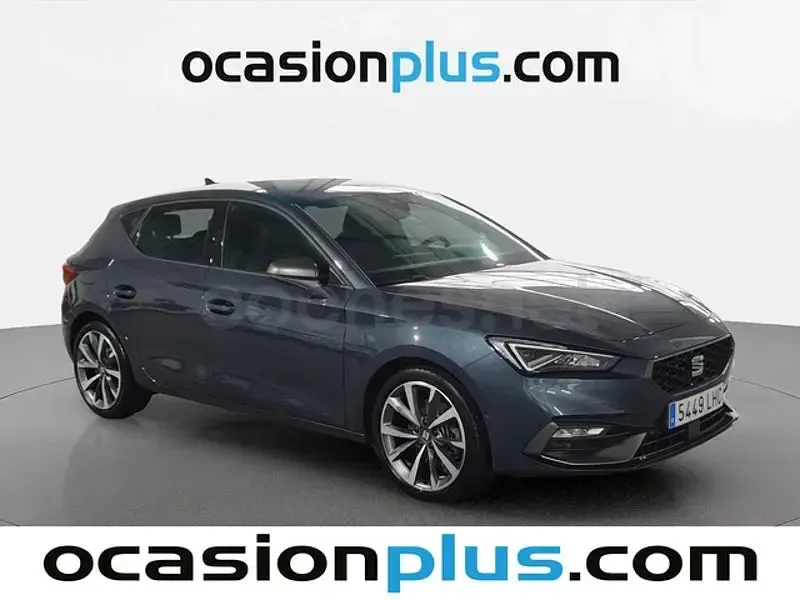 Usado Seat Leon FR 150 CV (110 kW) 2020 Gris / plata Berlina