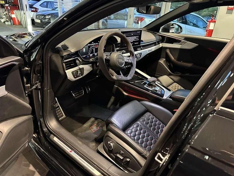 Usado Audi RS4 450 CV (330 kW) 2021 Negro Familiar