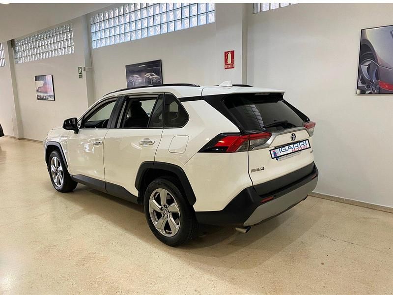 Usado Toyota RAV4 Hybrid Luxury 222 CV (163 kW) 2020 Blanco SUV