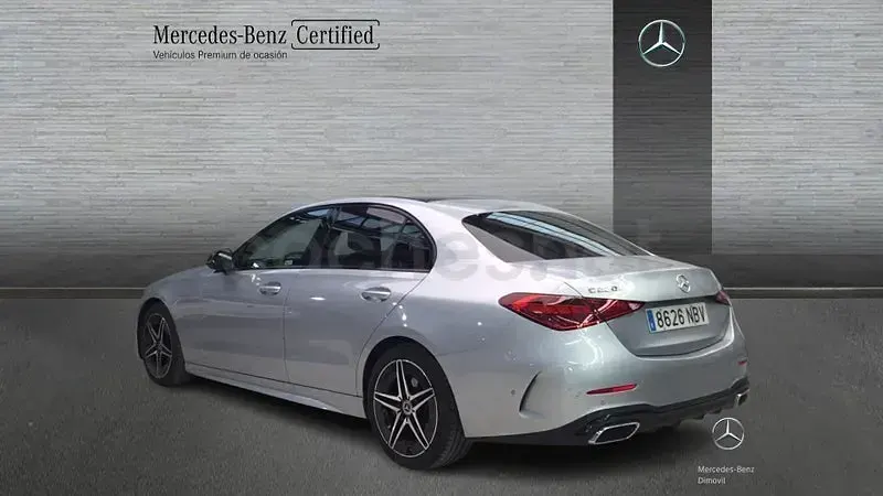 Usado Mercedes C220 197 CV (144 kW) 2025 Gris / plata Berlina