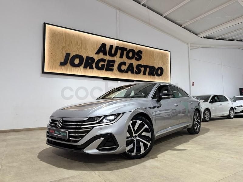 Usado VW Arteon R-line 150 CV (110 kW) 2023 Gris / plata Berlina