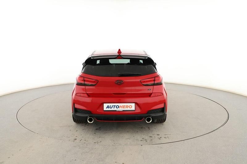Usado Hyundai i30 N Performance 275 CV (202 kW) 2018 Rojo Berlina