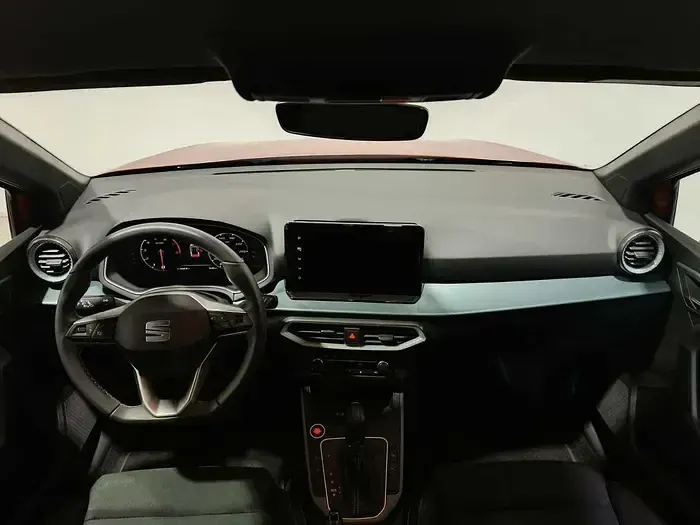 Usado Seat Arona FR 110 CV (80 kW) 2022 Rojo SUV