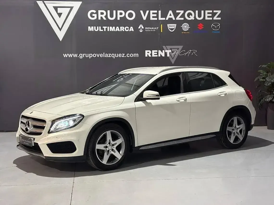 Usado Mercedes GLA220 AMG 177 CV (130 kW) 2017 Blanco SUV