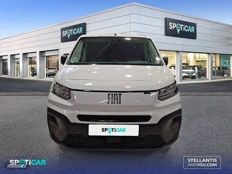 Usado Fiat Doblò 100 HP (73 kW) 2025 Branco Monovolume