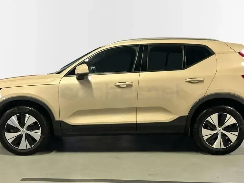 Usado Volvo XC40 Core 163 CV (119 kW) 2025 Beige SUV