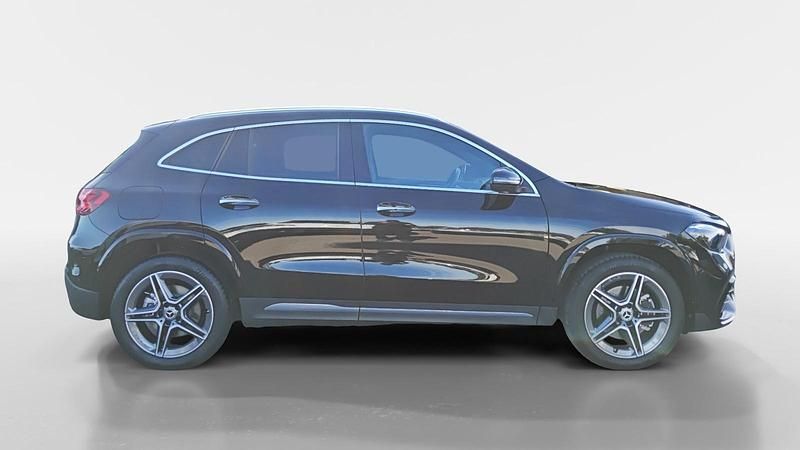 Usado Mercedes GLA250 218 CV (160 kW) 2025 SUV