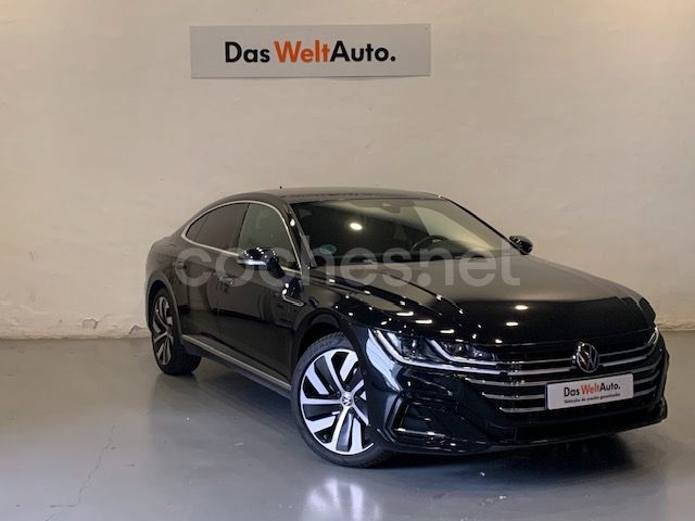 Negro Usado 2023 VW Arteon R-line Berlina | 35.900 € (Buen precio) - Imagen 1/4