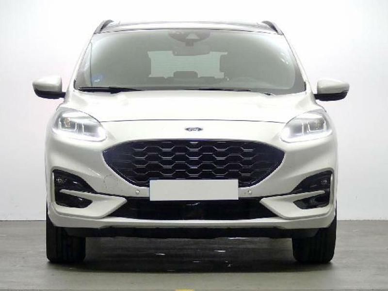 Usado Ford Kuga ST-Line X 226 CV (166 kW) 2021 Blanco SUV