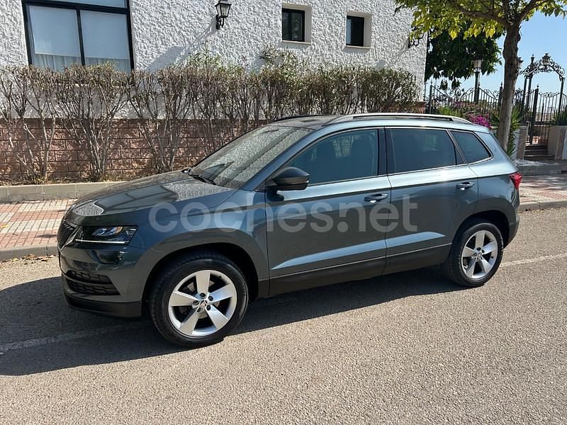 Gris / plata Usado 2019 Skoda Karoq Ambition SUV | 15.990 € (Precio justo) - Imagen 1/4