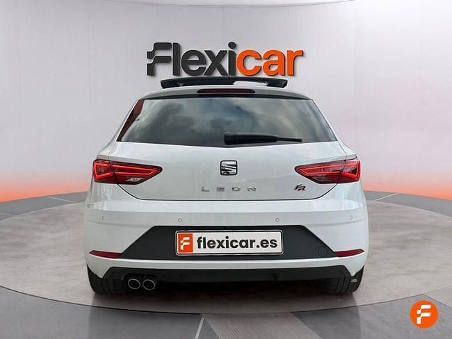 Usado Seat Leon FR 150 CV (110 kW) 2020 Blanco