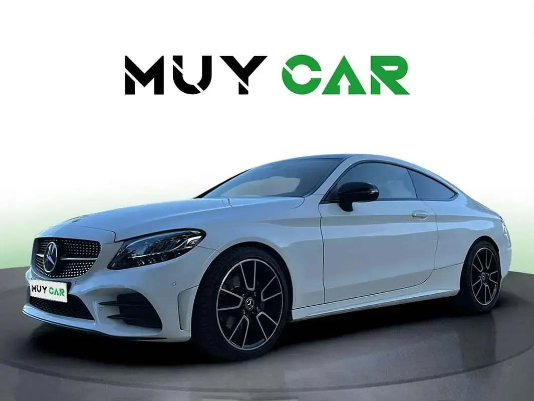 Usado Mercedes C220 194 CV (142 kW) 2021 Blanco Coupe