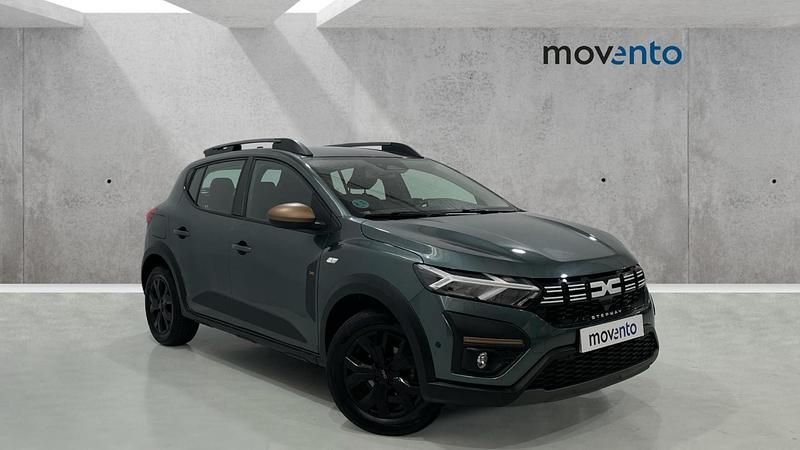Usado Dacia Sandero Extreme 110 CV (80 kW) 2024 Verde Berlina