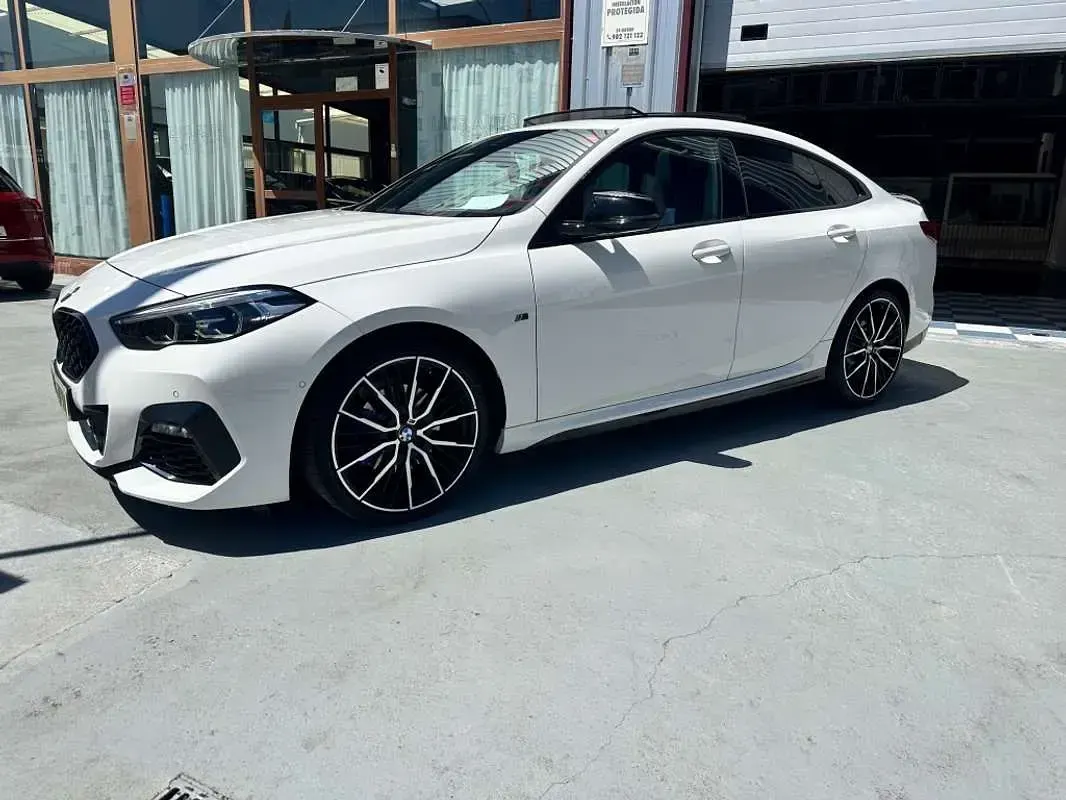 Usado BMW 218 Gran Coupé M Sport 150 CV (110 kW) 2021 Blanco Coupe