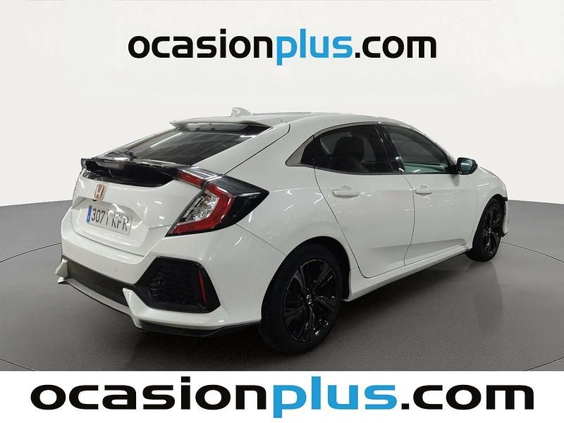 Usado Honda Civic Elegance 129 CV (94 kW) 2017 Blanco Berlina