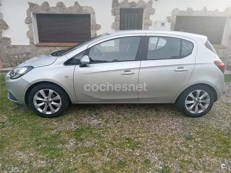 Usado Opel Corsa Selective 90 CV (66 kW) 2018 Blanco Utilitario