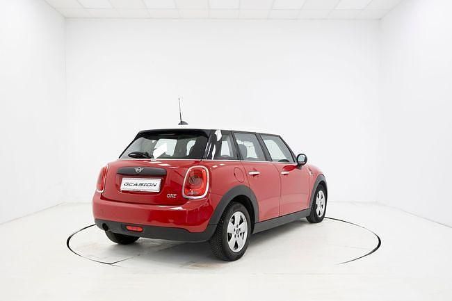 Usado Mini ONE 102 CV (75 kW) 2020 Rojo Utilitario