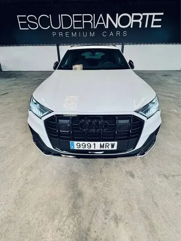 Usado Audi Q7 S-line plus 462 CV (339 kW) 2024 Blanco SUV