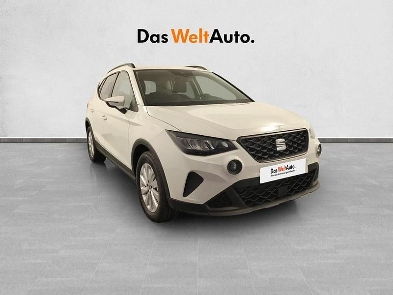 Usado Seat Arona Reference 95 CV (69 kW) 2024 Blanco SUV