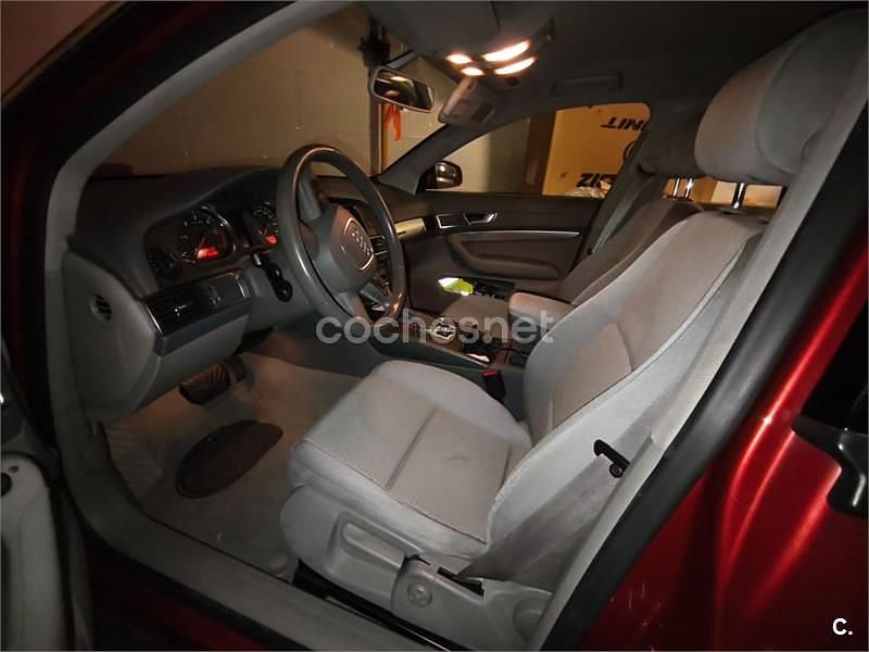 Usado Audi A6 225 CV (165 kW) 2004 Granate Berlina