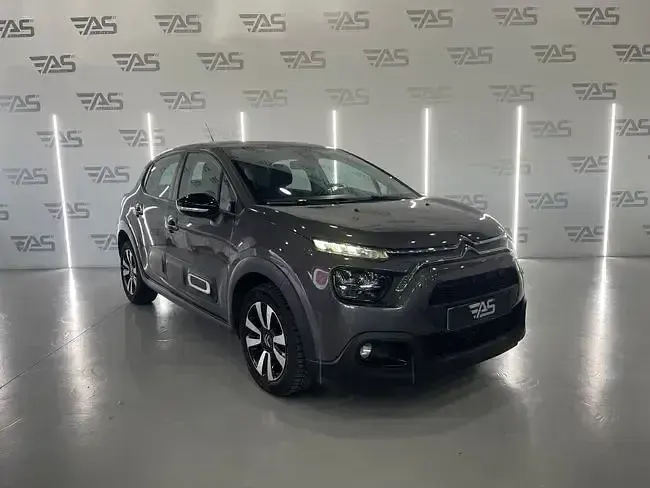 Usado Citroën C3 Feel 102 CV (75 kW) 2021 Gris Utilitario
