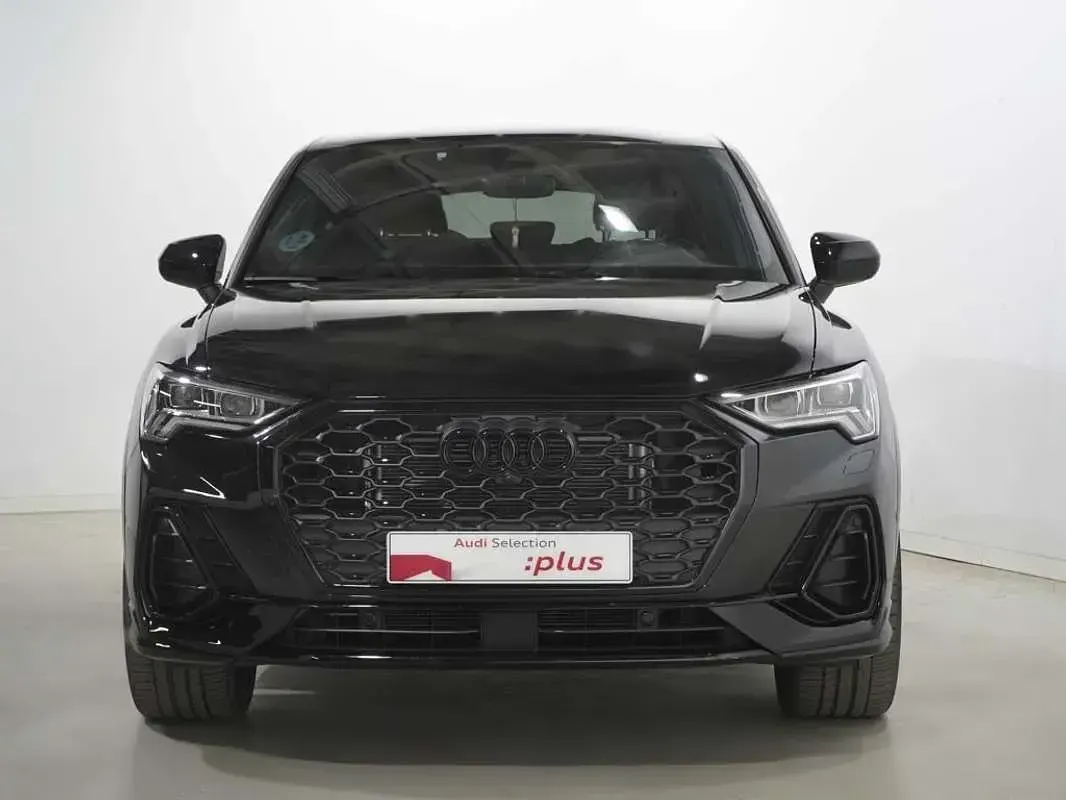 Usado Audi Q3 Sportback Ambiente 150 CV (110 kW) 2023 Negro SUV