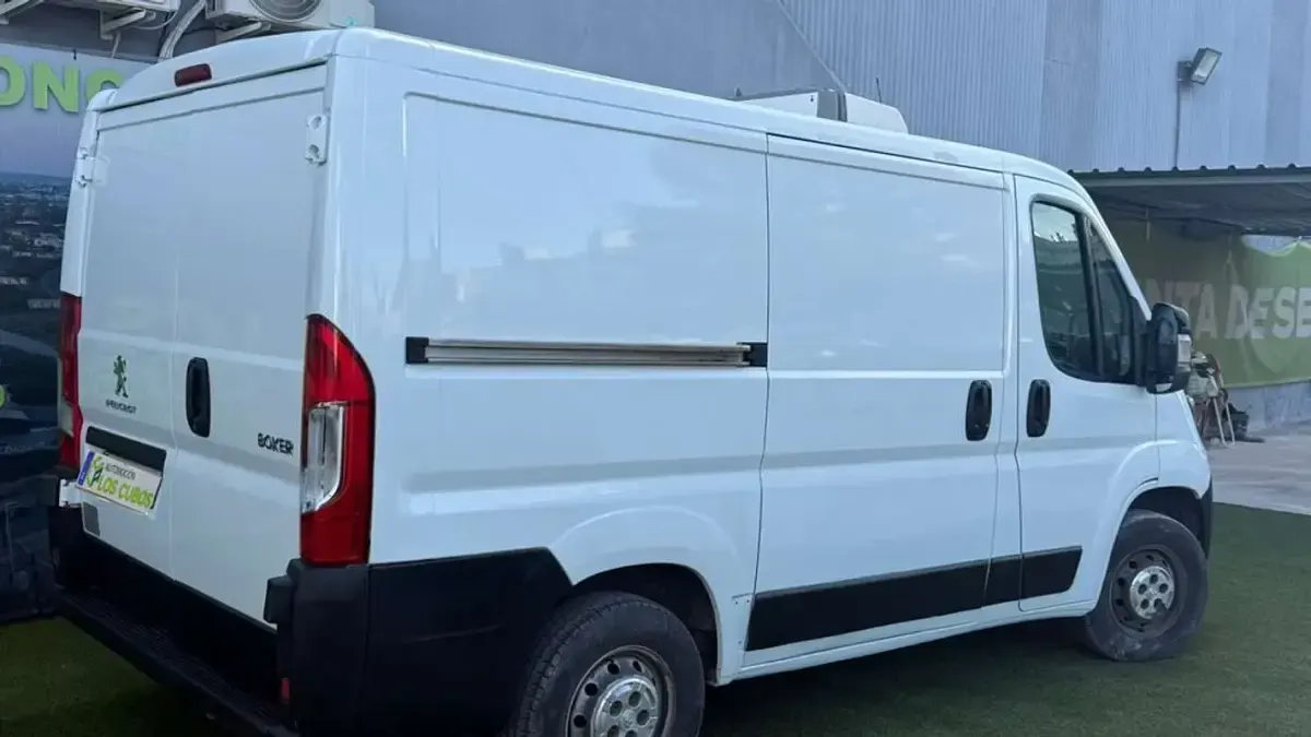 Usado Peugeot Boxer 129 CV (94 kW) 2015 Blanco Van