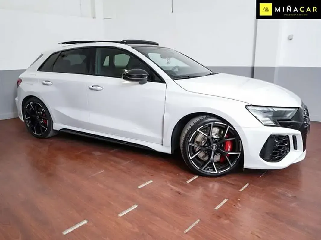 Usado Audi RS3 Sportback 400 CV (294 kW) 2023 Blanco Utilitario