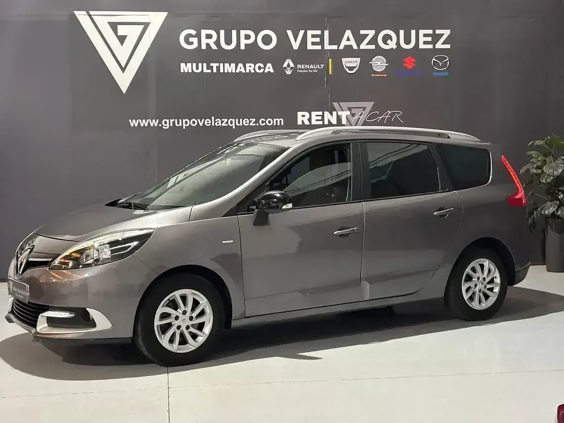 Usado Renault Scénic III 110 CV (80 kW) 2016 Gris Monovolumen