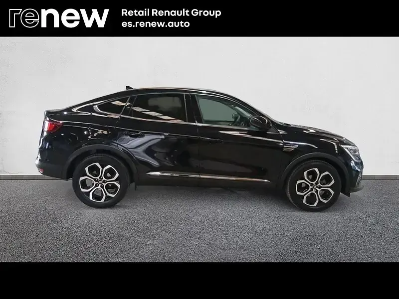 Usado Renault Arkana Zen 145 CV (106 kW) 2022 Negro SUV
