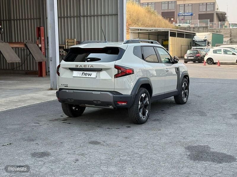 Usado Dacia Duster Extreme 143 CV (105 kW) 2025 Beige Familiar