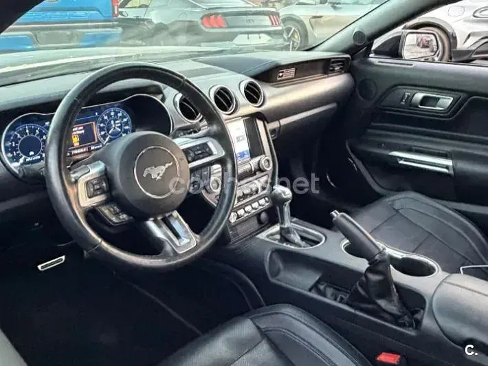 Usado Ford Mustang 290 CV (213 kW) 2020 Negro Coupe