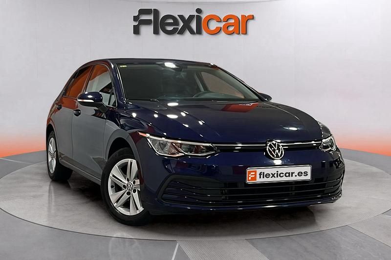 Azul Usado 2020 VW Golf VIII Life Berlina | 19.990 € (Precio justo) - Imagen 1/4