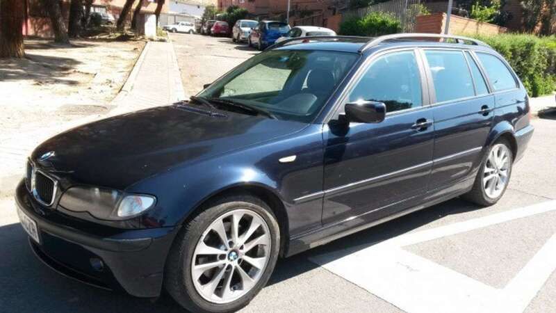 Usado BMW 320 150 CV (110 kW) 2004 Azul Familiar