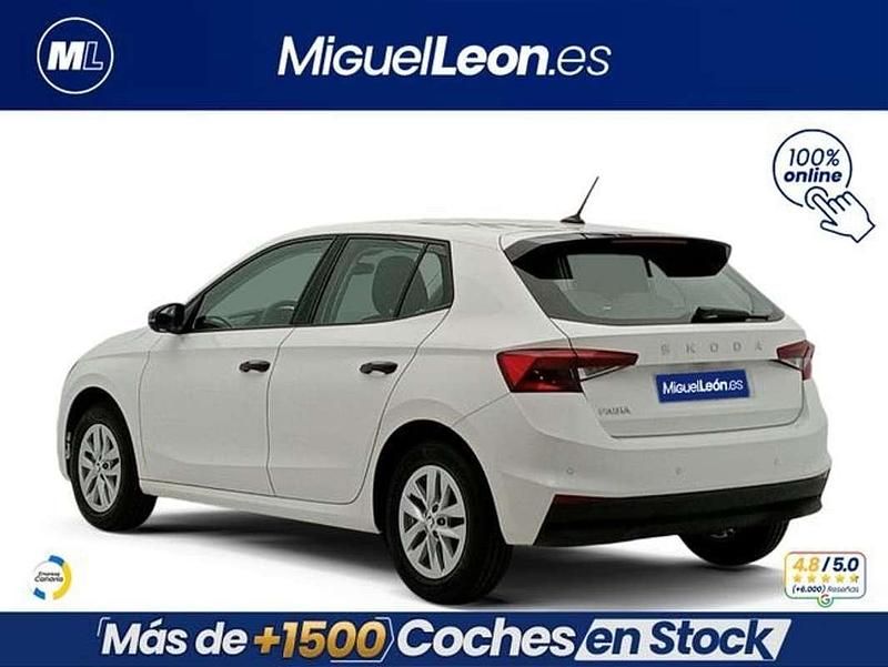 Usado Skoda Fabia Essence 95 CV (69 kW) 2024 Blanco Utilitario