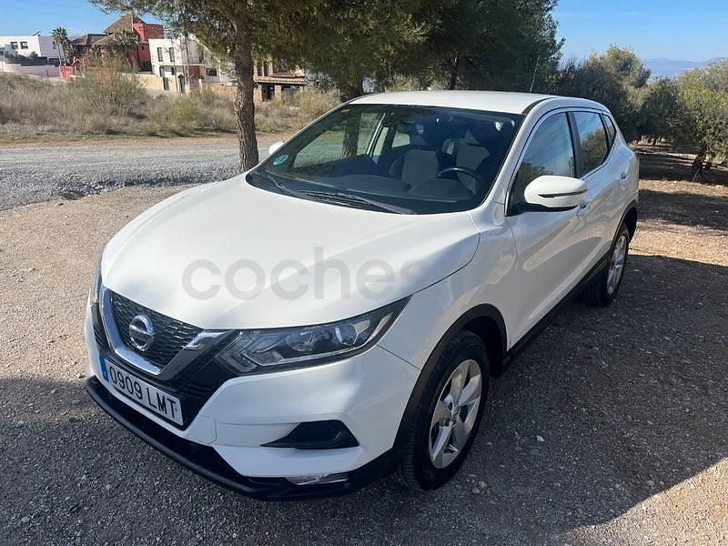 Usado Nissan Qashqai Acenta 115 CV (84 kW) 2021 Blanco SUV