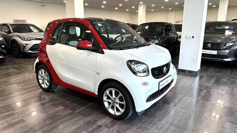 Blanco Usado 2021 Smart ForTwo Coupé Coupe | 10.490 € (Super precio) - Imagen 1/4