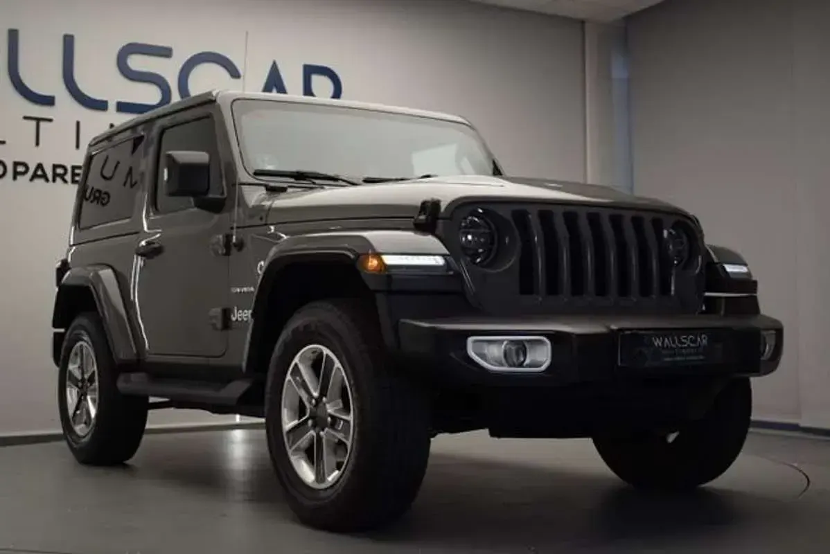 Usado Jeep Wrangler Sahara 200 CV (147 kW) 2021 Gris SUV