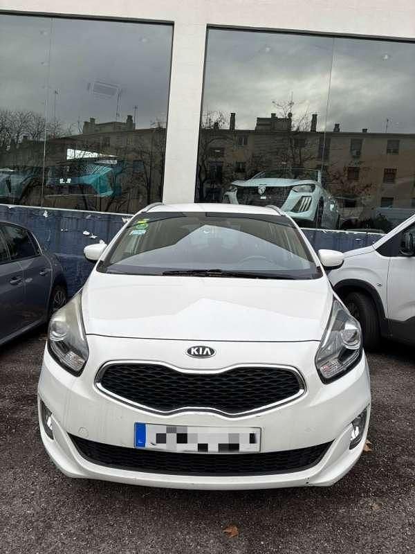 Usado Kia Carens 135 CV (99 kW) 2015 Blanco Monovolumen
