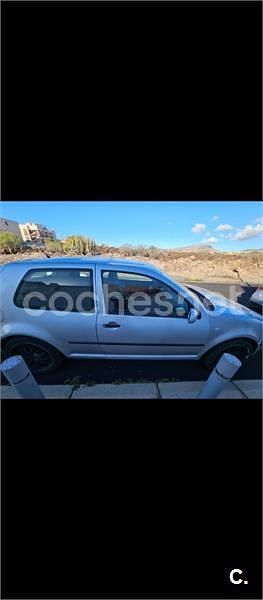 Usado VW Golf IV Conceptline 100 CV (73 kW) 2000 Gris / plata Berlina