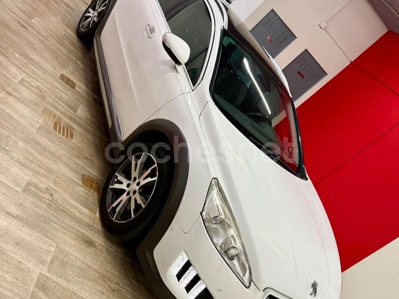 Usado Peugeot 508 RXH 200 CV (147 kW) 2013 Blanco Familiar
