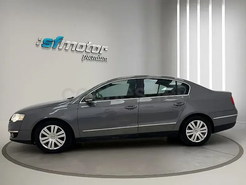 Usado VW Passat Advance 140 CV (102 kW) 2007 Azul Berlina