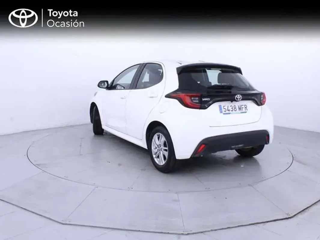 Usado Toyota Yaris Edition 125 CV (91 kW) 2023 Blanco Utilitario