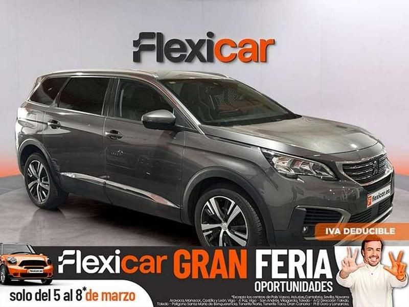 Usado Peugeot 5008 Allure 131 CV (96 kW) 2020 Gris SUV