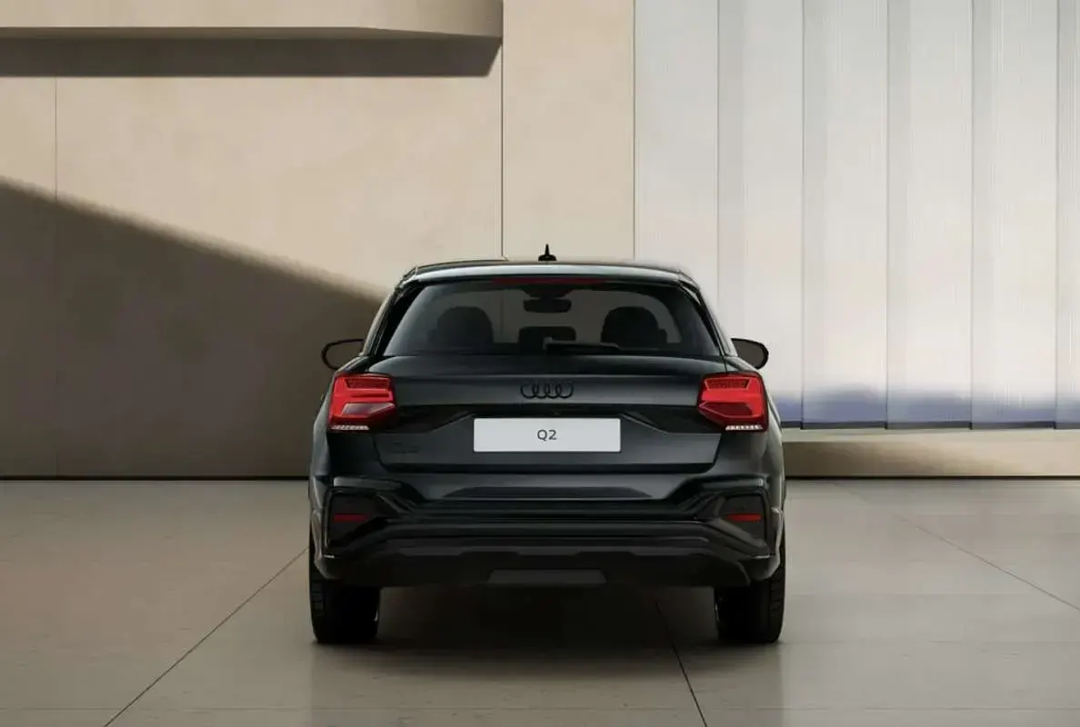 Nuevo Audi Q2 Black Edition 150 CV (110 kW) 2026 Negro SUV
