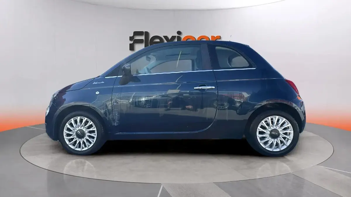 Usado Fiat 500 Dolcevita 70 CV (51 kW) 2023 Azul Berlina